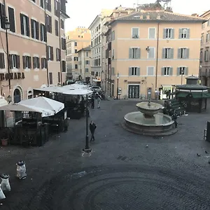 Magia A Campo De' Fiori Appartement